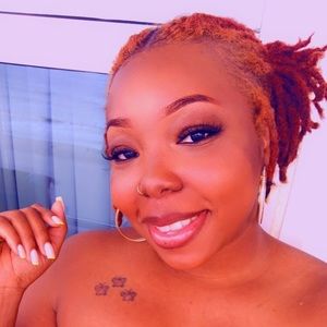 Meet your Posher, Tiffanee